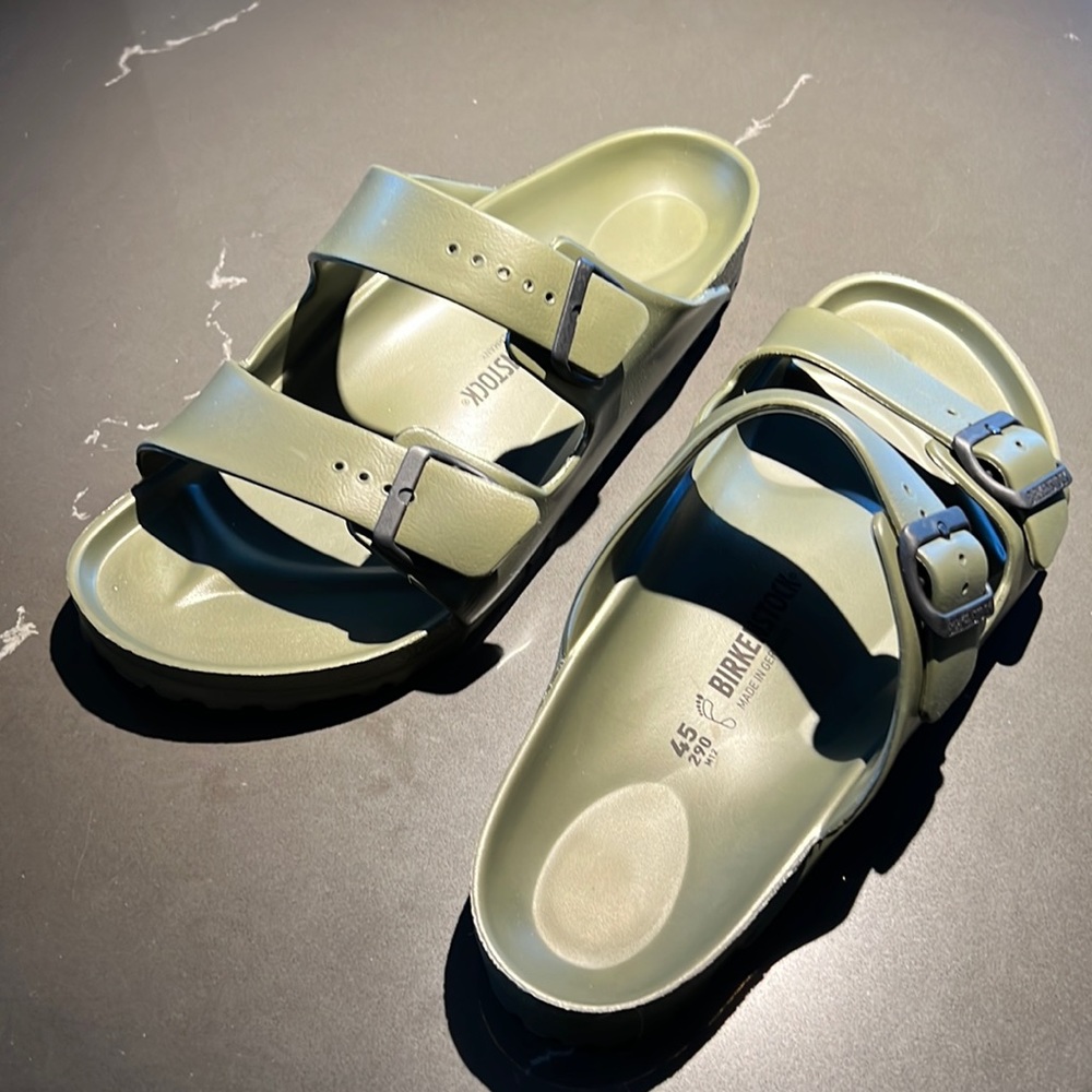 Men’s Birkenstock Arizona EVA Khaki Sandals